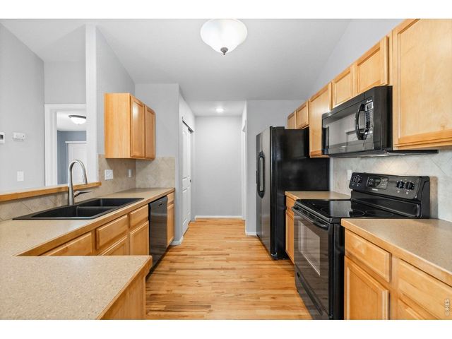 2303 Sunbury Ln, Fort Collins, CO 80524