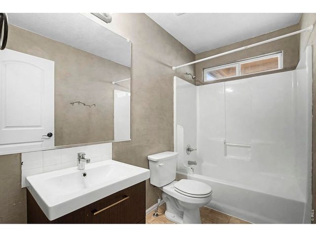 2303 Sunbury Ln, Fort Collins, CO 80524