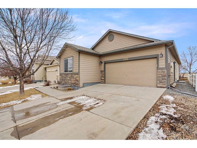 2303 Sunbury Ln, Fort Collins, CO 80524