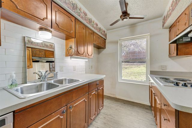 2601 Mintwood Place, Arlington, TX 76016