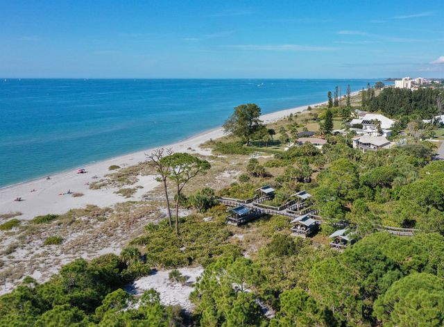 217 AIRPORT AVENUE W 216, Venice, FL 34285