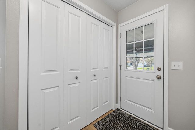 1510 N Wuthering Hills Drive, Janesville, WI 53546