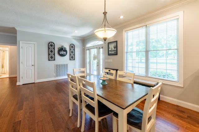 390 Carmen Dr, Paris, TN 38242