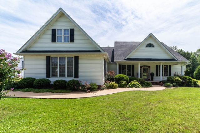390 Carmen Dr, Paris, TN 38242