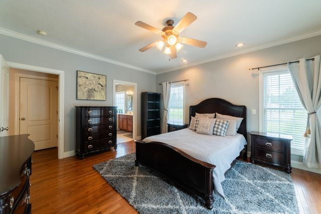 390 Carmen Dr, Paris, TN 38242