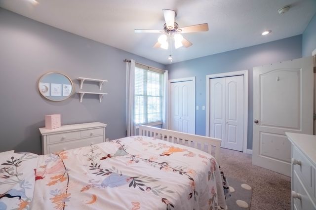390 Carmen Dr, Paris, TN 38242