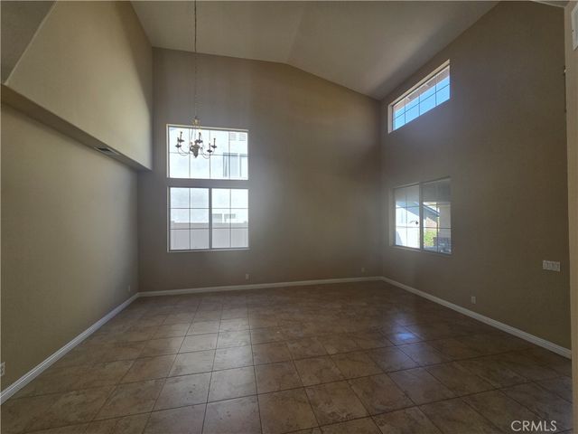 2382 Macbeth Avenue, Corona, CA 92882