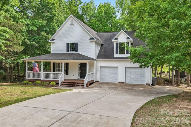 917 Clover Park Drive, Clover, SC 29710
