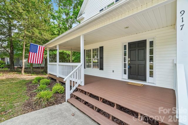 917 Clover Park Drive, Clover, SC 29710