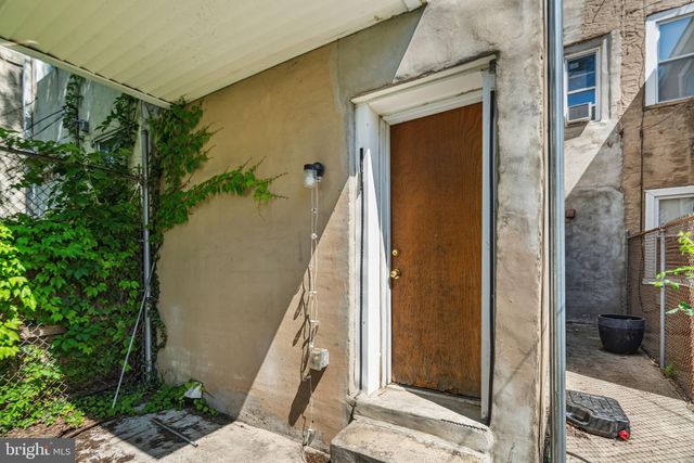 1612 FONTAIN ST, Philadelphia, PA 19121