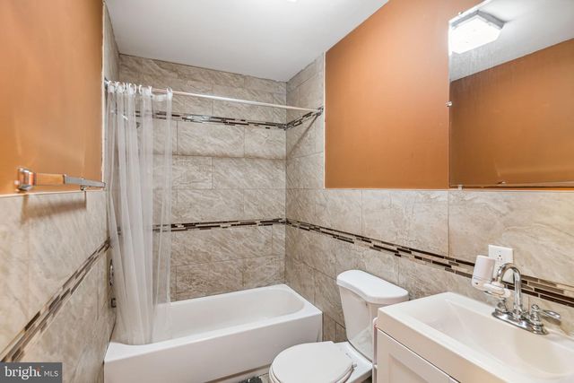 1612 FONTAIN ST, Philadelphia, PA 19121