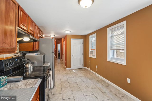 1612 FONTAIN ST, Philadelphia, PA 19121