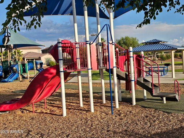 215 N 198TH Drive, Buckeye, AZ 85326