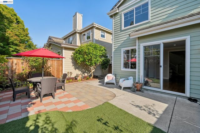 35 Britt Ct, Alameda, CA 94502