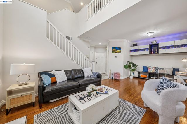 35 Britt Ct, Alameda, CA 94502