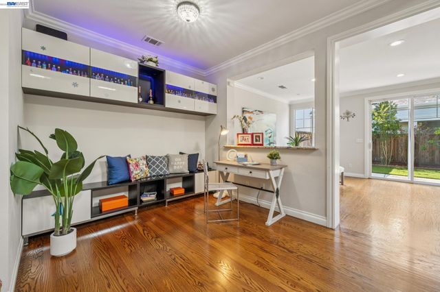 35 Britt Ct, Alameda, CA 94502