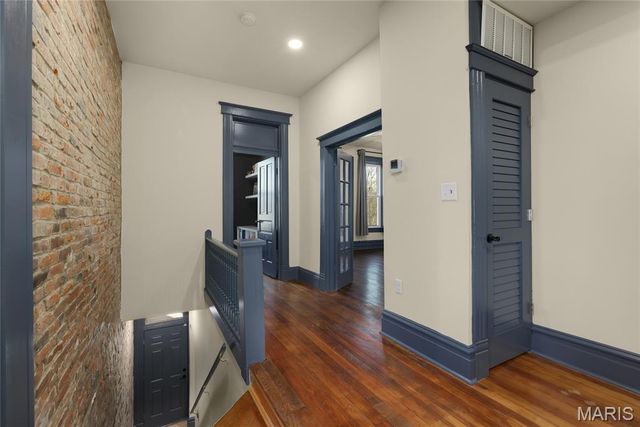 3932 Botanical Avenue, St Louis, MO 63110