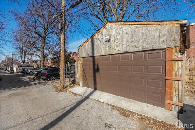 3932 Botanical Avenue, St Louis, MO 63110