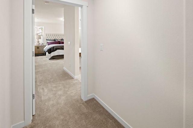 1727 Dos Rios Ct, Plumas Lake, CA 95961