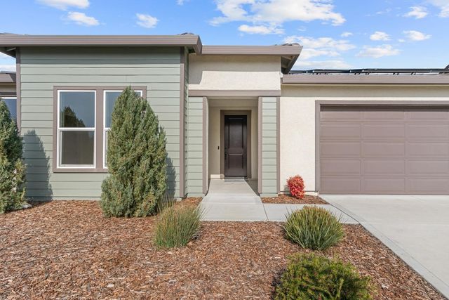 1727 Dos Rios Ct, Plumas Lake, CA 95961