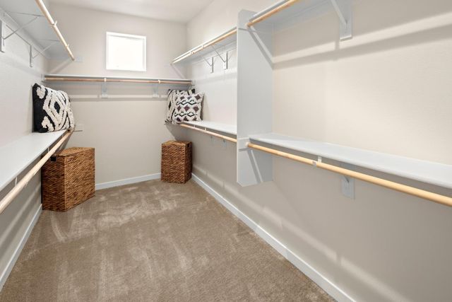 1727 Dos Rios Ct, Plumas Lake, CA 95961