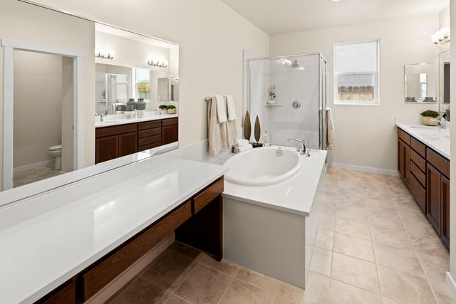 1727 Dos Rios Ct, Plumas Lake, CA 95961