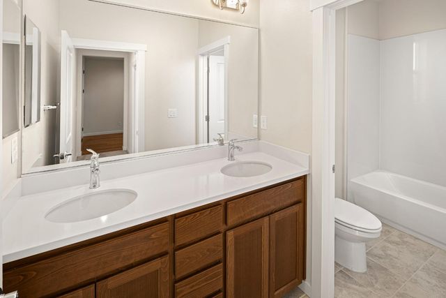 1727 Dos Rios Ct, Plumas Lake, CA 95961