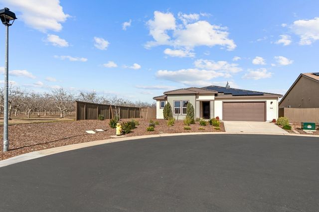 1727 Dos Rios Ct, Plumas Lake, CA 95961