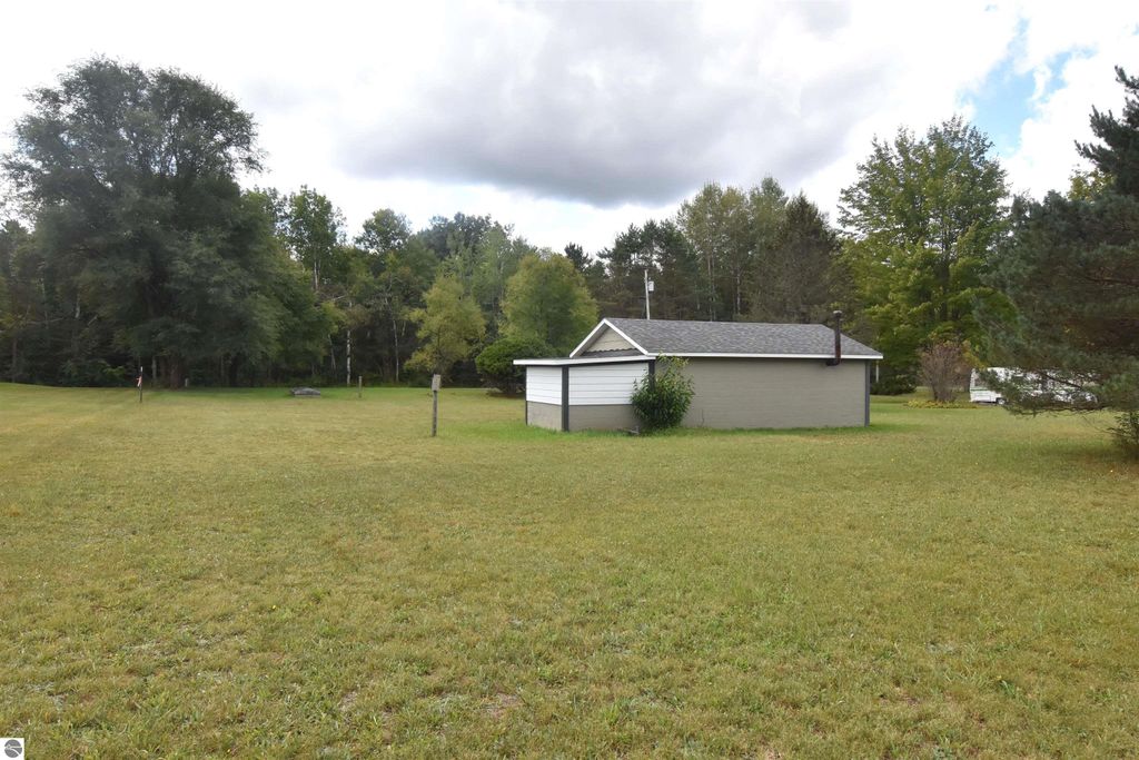 Image 2 of property listing at 4800 W Four Road, Buckley, MI 49620