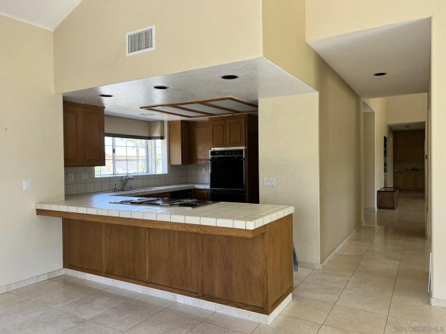 14109 Arbolitos Dr, Poway, CA 92064