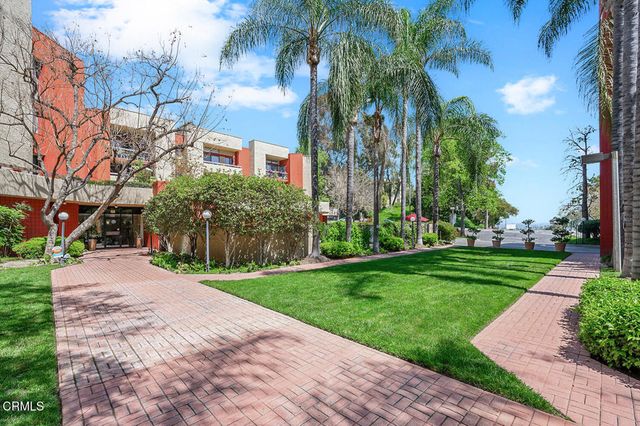 3961 Via Marisol 218, Los Angeles, CA 90042