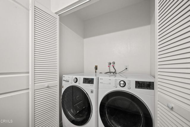 3961 Via Marisol 218, Los Angeles, CA 90042