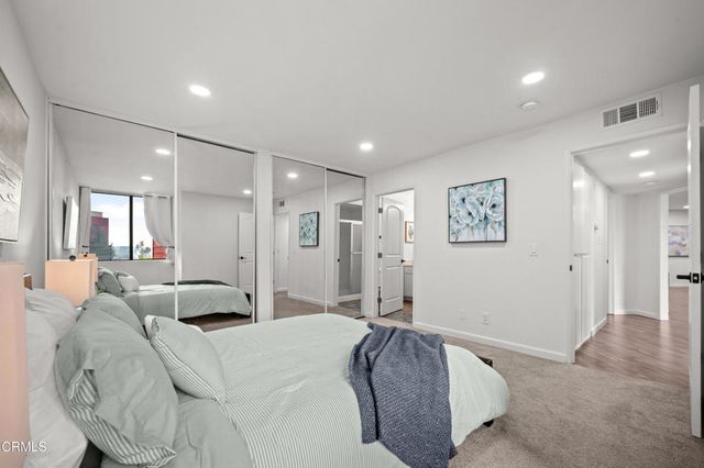 3961 Via Marisol 218, Los Angeles, CA 90042