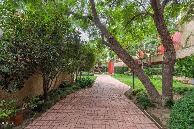 3961 Via Marisol 218, Los Angeles, CA 90042