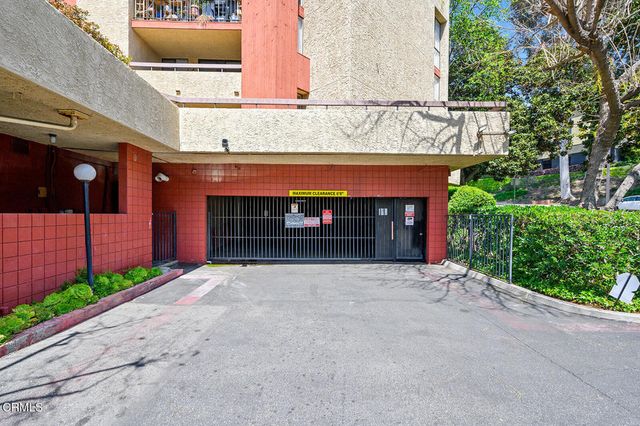 3961 Via Marisol 218, Los Angeles, CA 90042