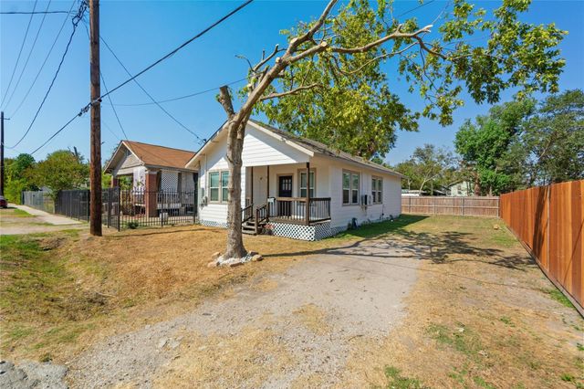 1217 Campbell Street, Houston, TX 77009