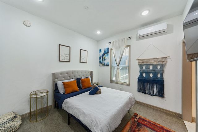 1217 Campbell Street, Houston, TX 77009