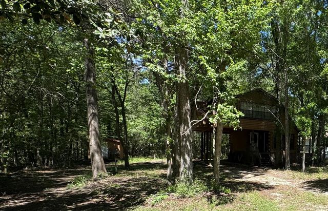 190 Woodpecker Drive, Livingston, TX 77351