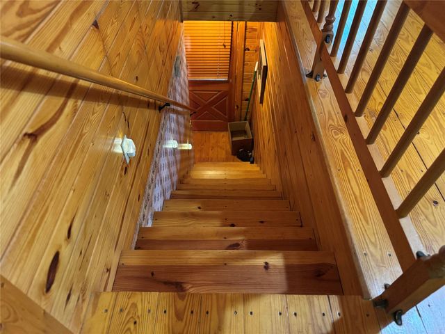 190 Woodpecker Drive, Livingston, TX 77351