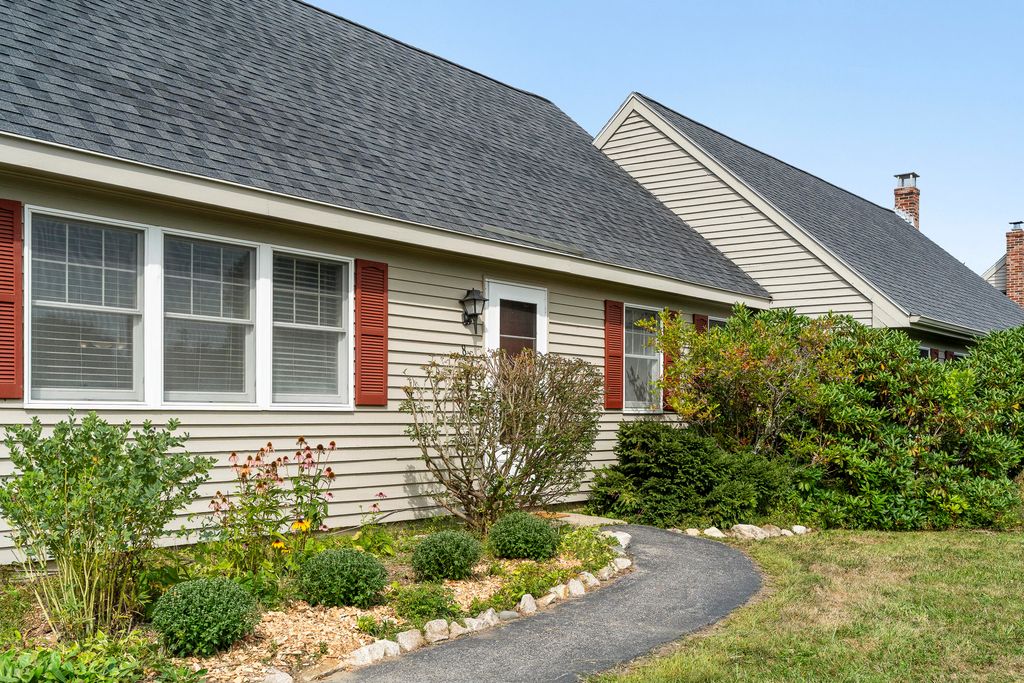 8 Riverbend Drive 8, Yarmouth, ME 04096 — exterior
