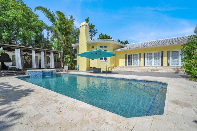 1201 N Swinton Avenue, Delray Beach, FL 33444