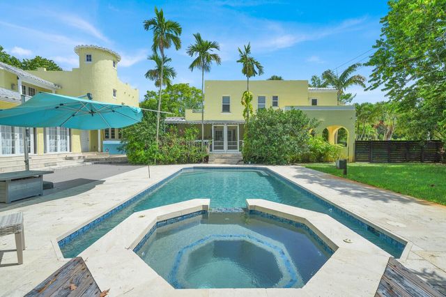 1201 N Swinton Avenue, Delray Beach, FL 33444
