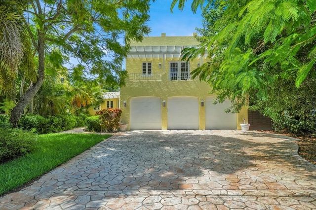 1201 N Swinton Avenue, Delray Beach, FL 33444