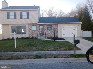 2 BOOTHBAY DR, Cape May, NJ 08204