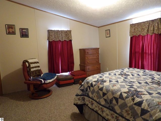 715 Mallard, Cadillac, MI 49601