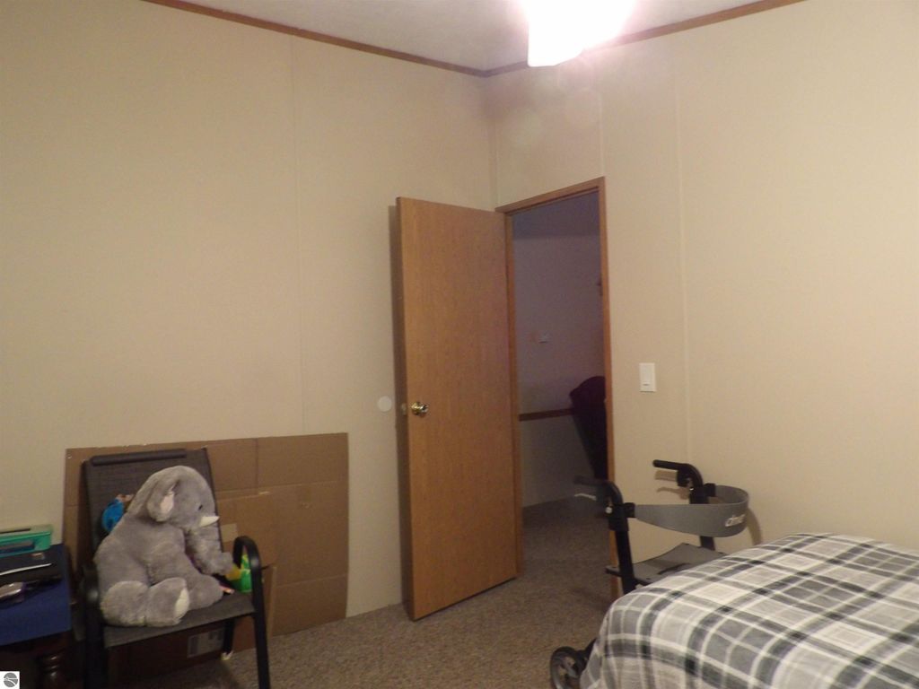 Image 14 of property listing at 715 Mallard, Cadillac, MI 49601