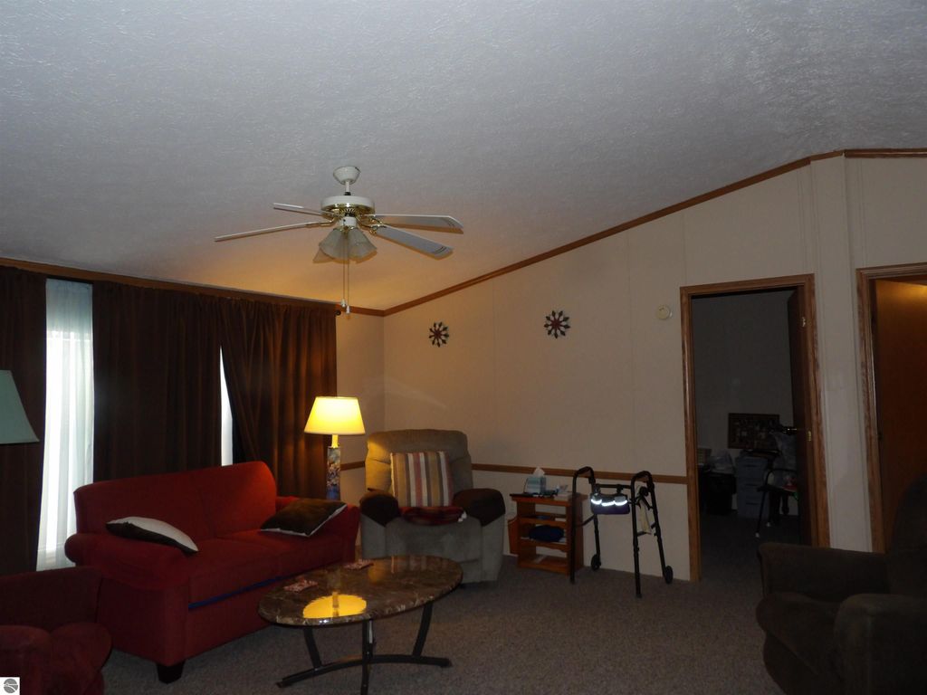 Image 6 of property listing at 715 Mallard, Cadillac, MI 49601
