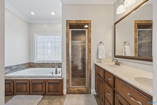 17342 Chinaberry Road, Athens, AL 35613