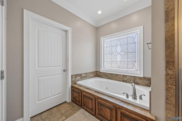 17342 Chinaberry Road, Athens, AL 35613