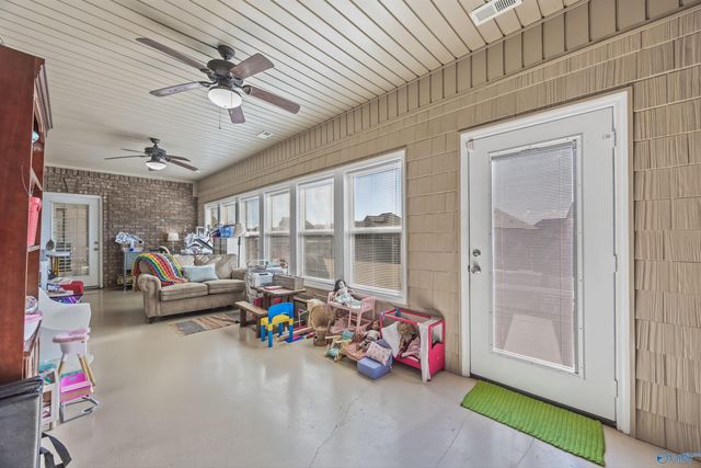 17342 Chinaberry Road, Athens, AL 35613